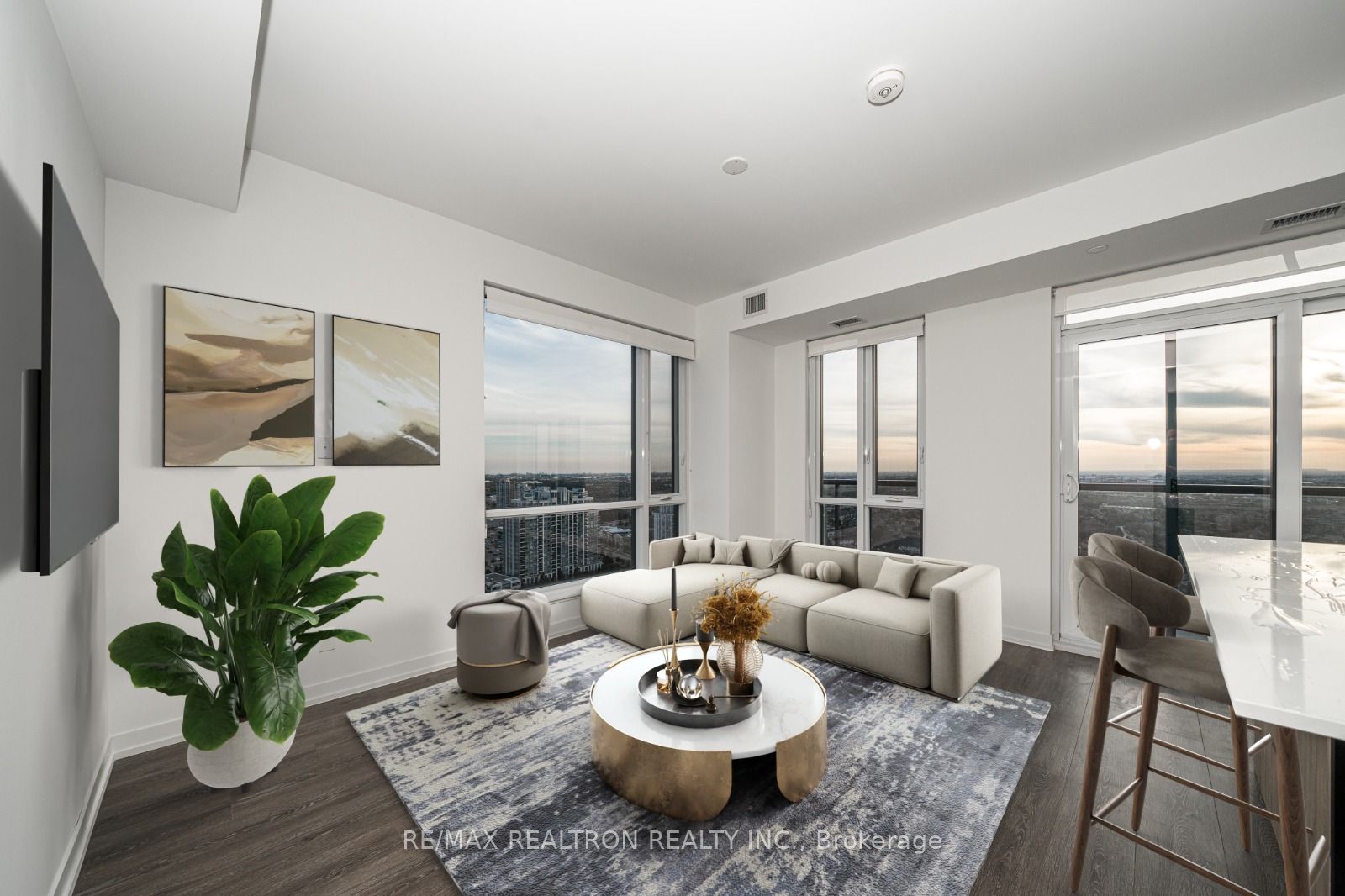 #2511 - 7950 Bathurst Street Property Photo 4