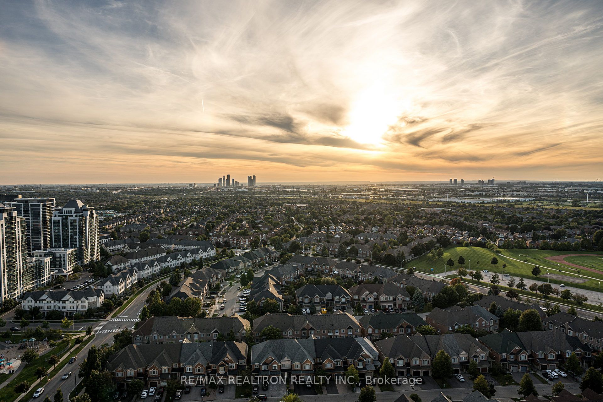 #2511 - 7950 Bathurst Street Property Photo 14
