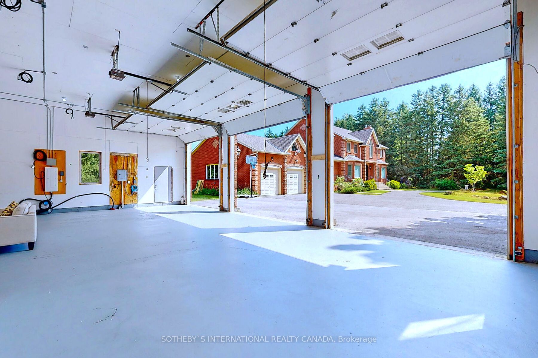 452 Feasby Road Property Photo 11