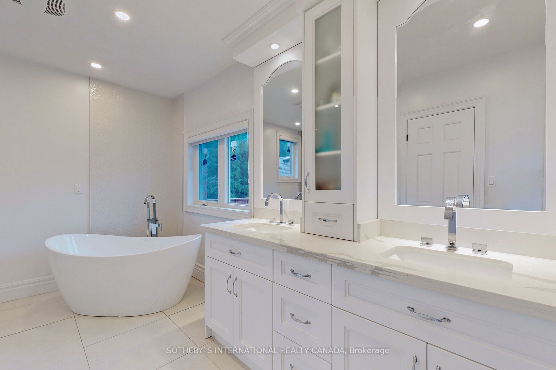 452 Feasby Road Property Photo 26