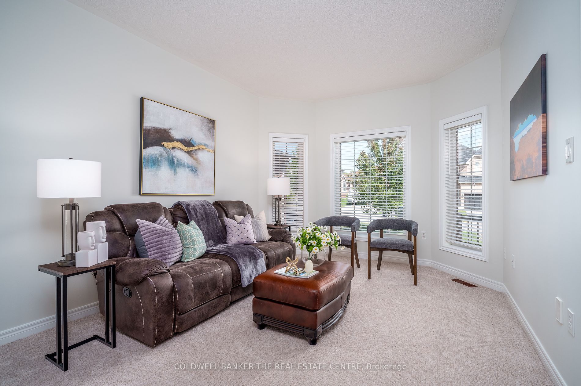 62 Kerfoot Cres Property Photo 3