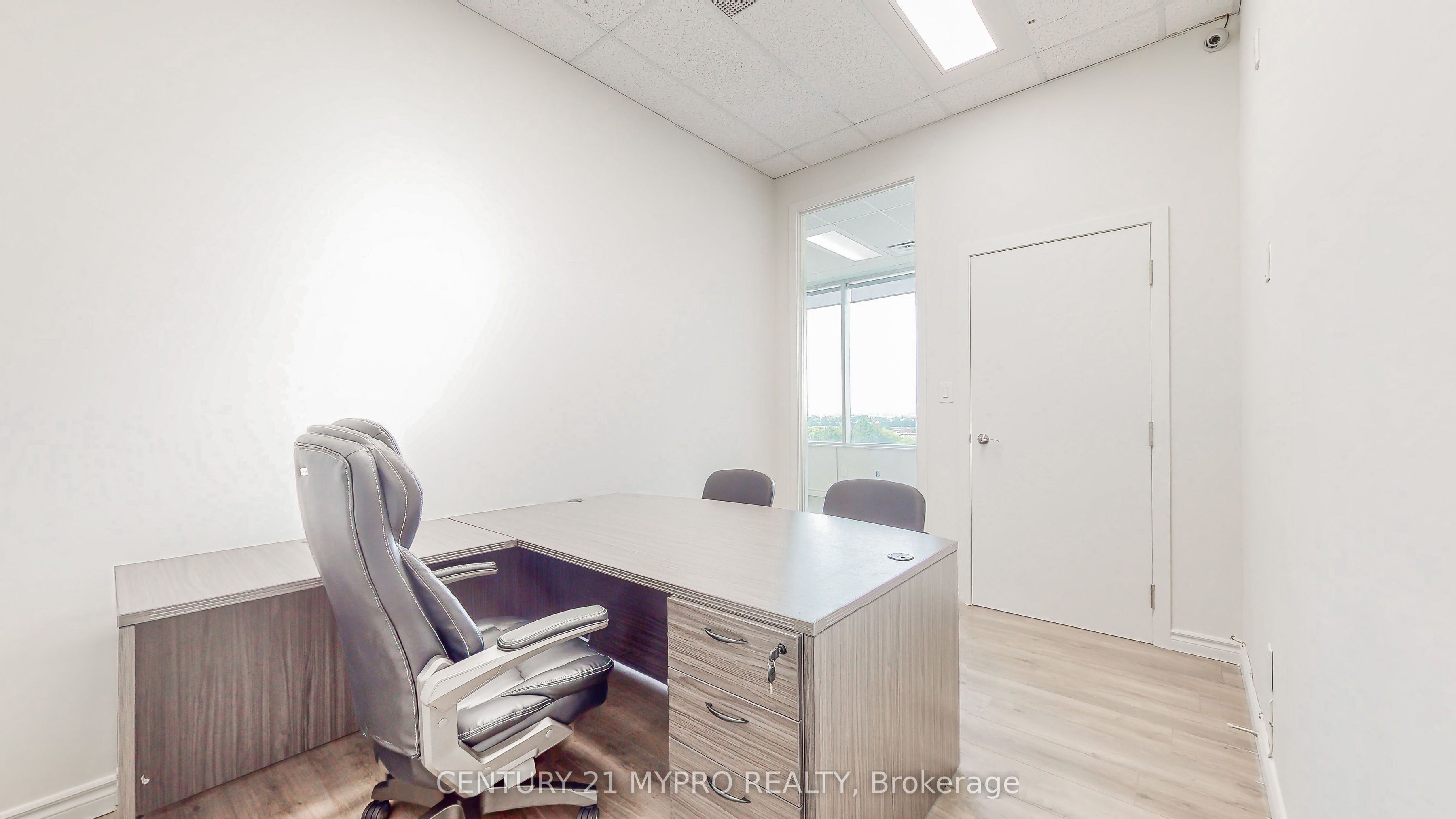 #402-rm1 - 7130 Warden Avenue Property Photo 28