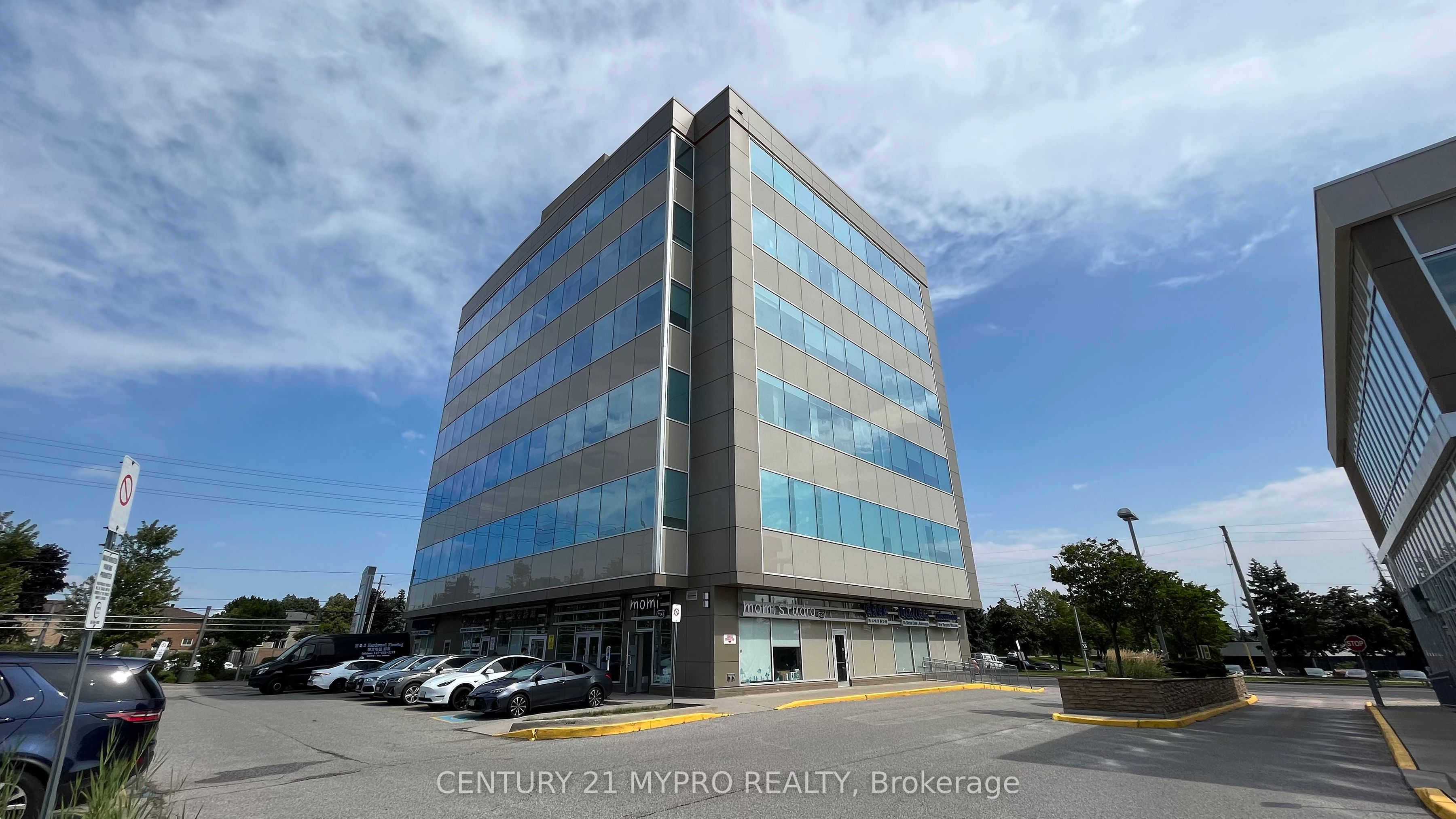 #402-rm1 - 7130 Warden Avenue Property Photo 35