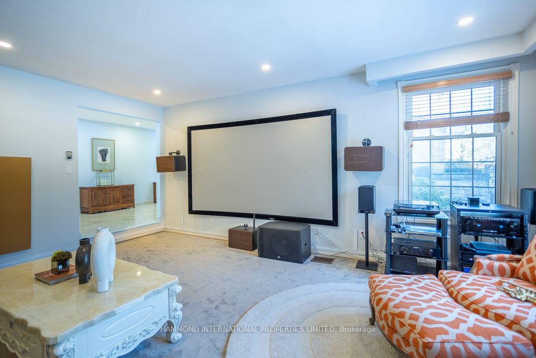 19 Limcombe Drive Property Photo 12