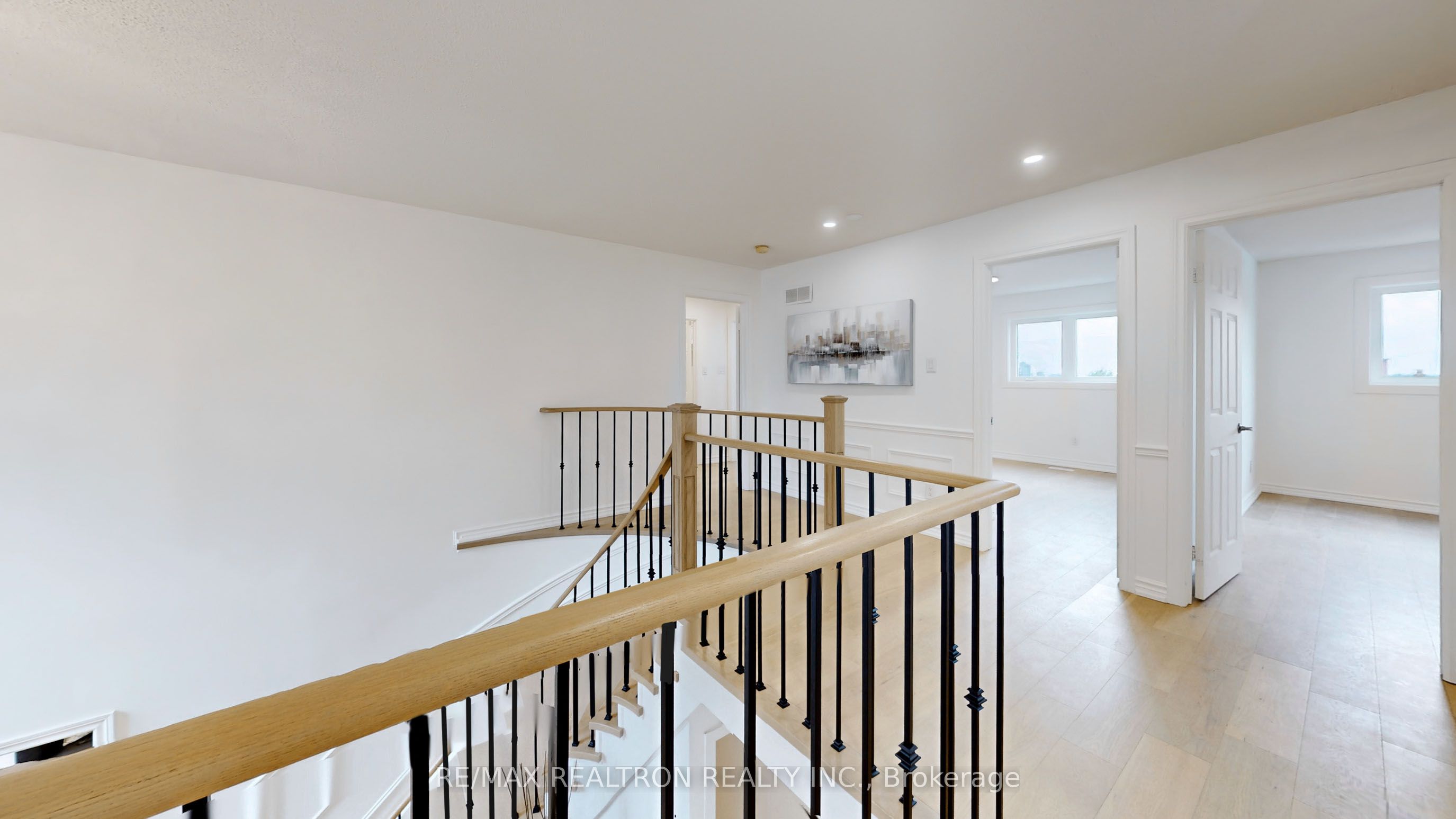 54 Central Park Drive Property Photo 20