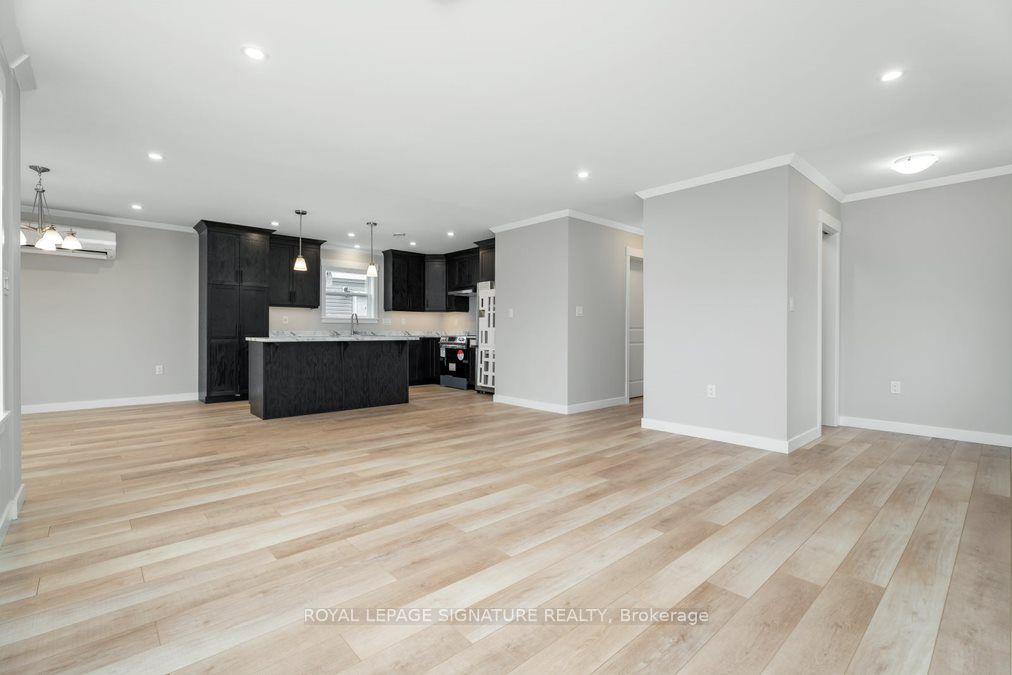 14 Briar Wood Place Property Photo 7