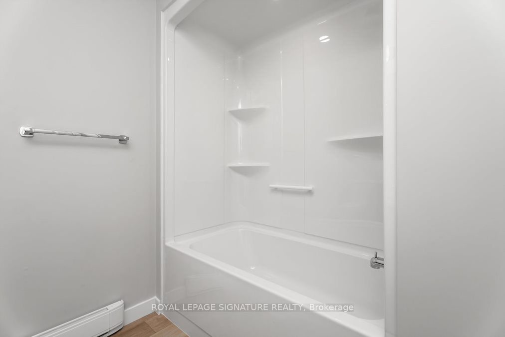14 Briar Wood Place Property Photo 9