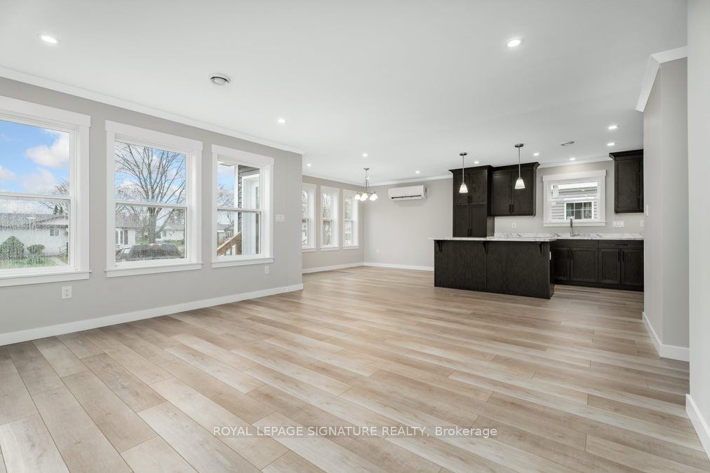 14 Briar Wood Place Property Photo 16