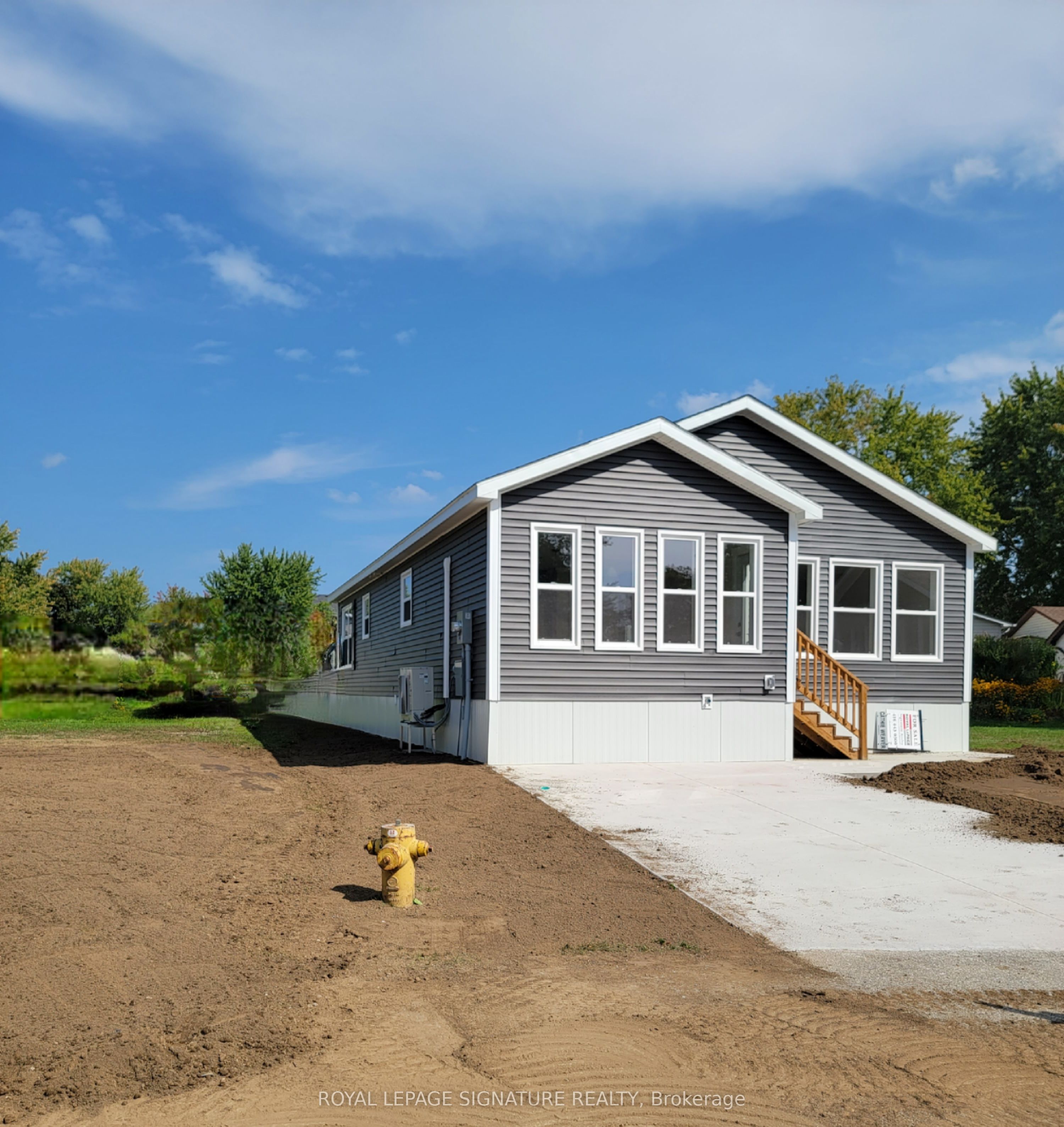 18 Briar Wood Place Property Photo 8
