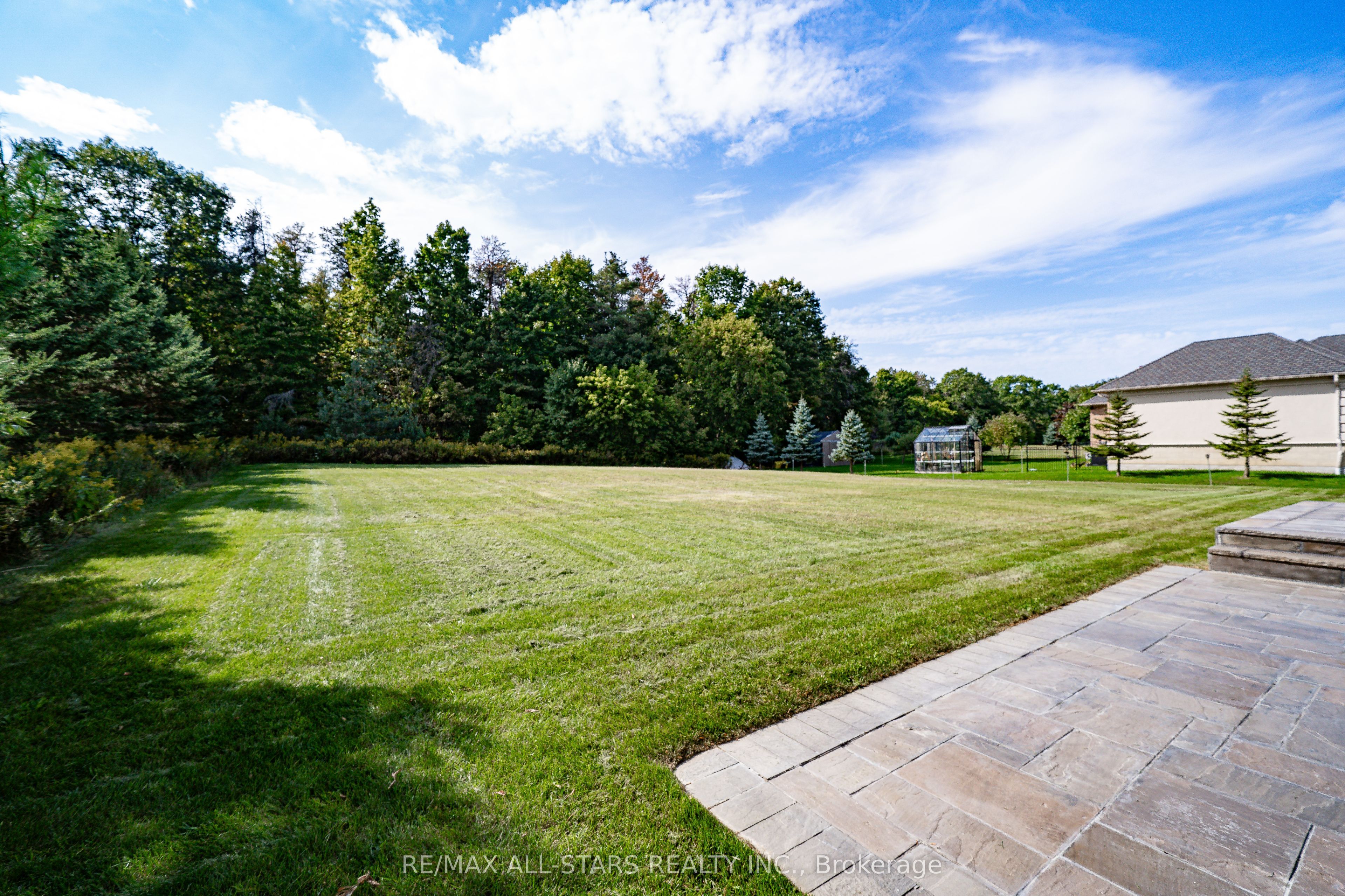 72 Grayfield Drive Property Photo 34