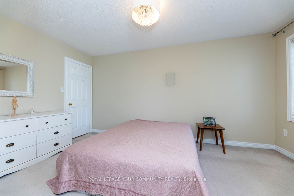 21 Baywell Cres Property Photo 13
