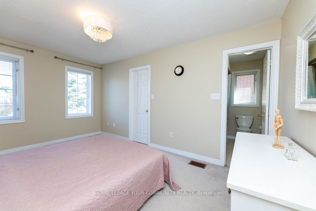 21 Baywell Cres Property Photo 14
