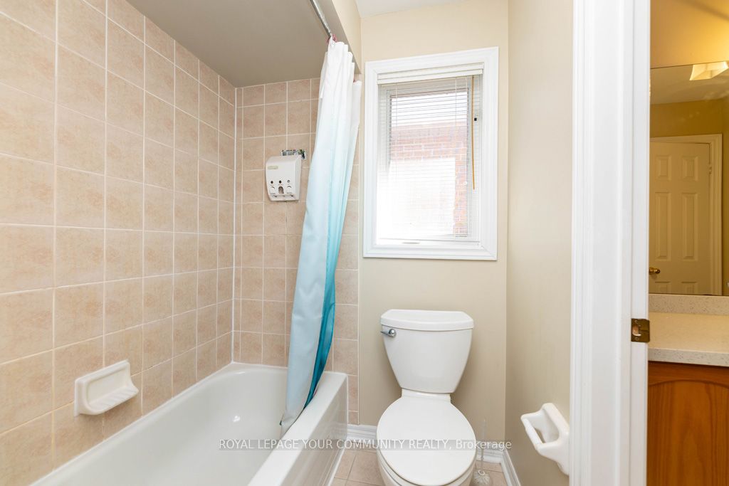 21 Baywell Cres Property Photo 15