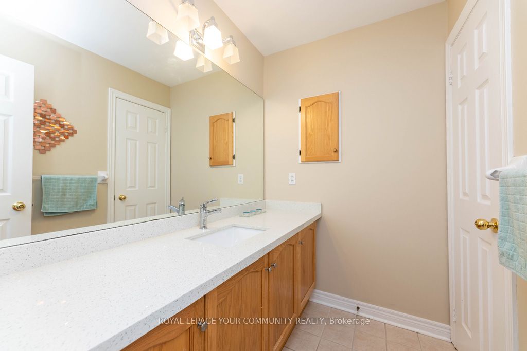 21 Baywell Cres Property Photo 16