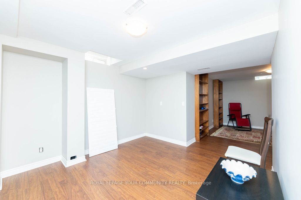 21 Baywell Cres Property Photo 25