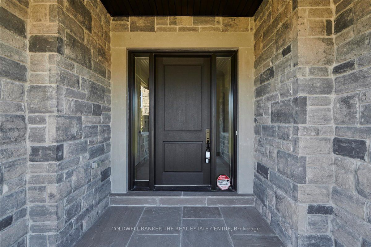 16 Newton Reed Cres Property Photo 23