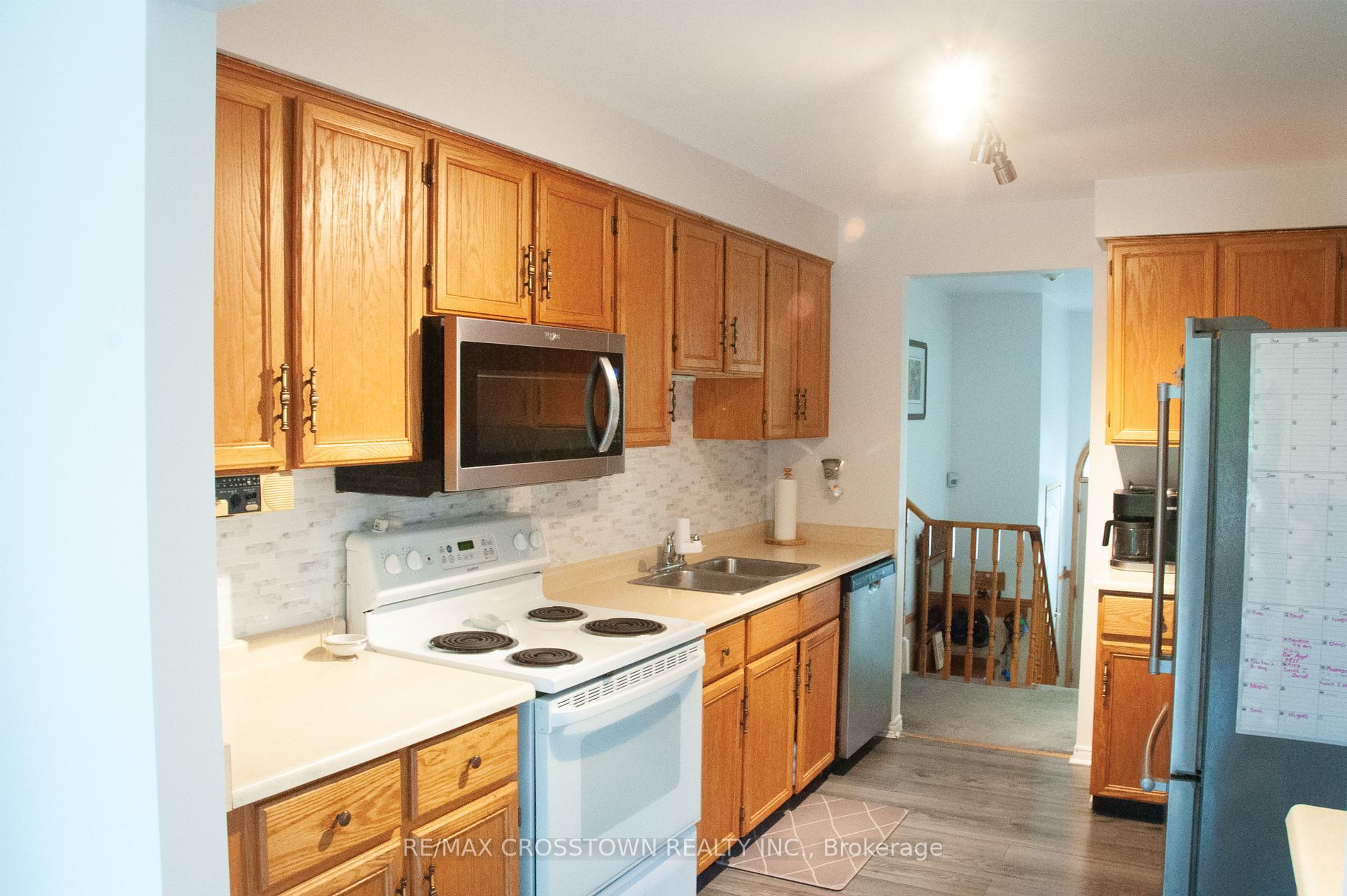 104 Crown Cres Property Photo 14
