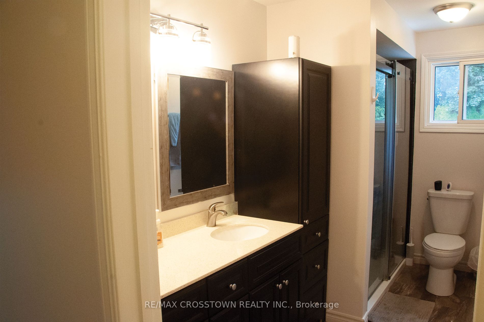 104 Crown Cres Property Photo 20