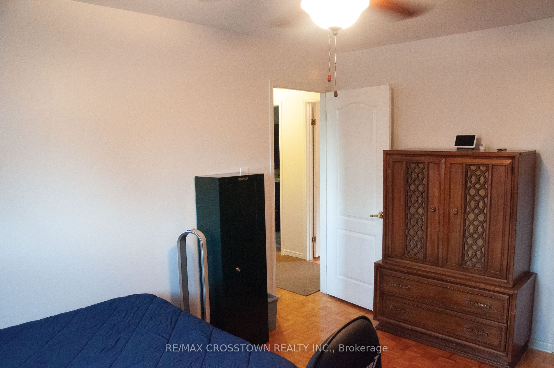 104 Crown Cres Property Photo 27