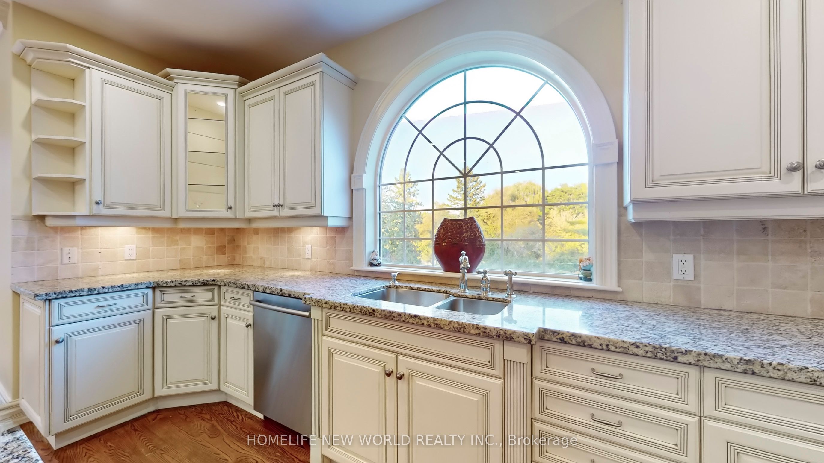198 Kennedy Street Property Photo 17