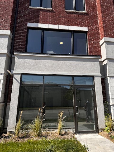 #6 - 220 Dissette Street Property Photo 2