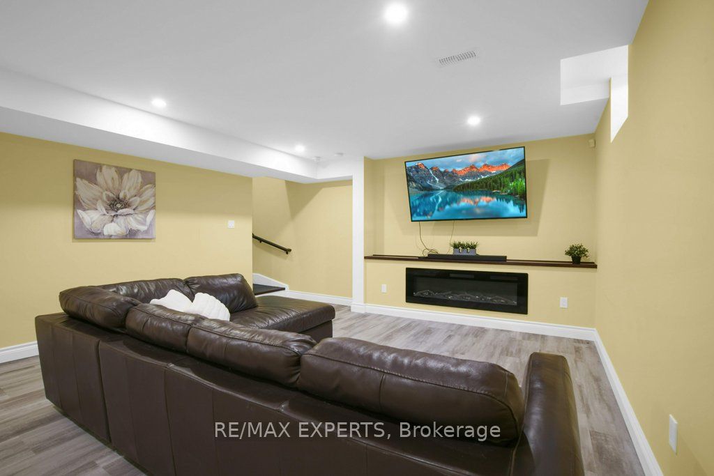 4 Bell Ave Property Photo 29