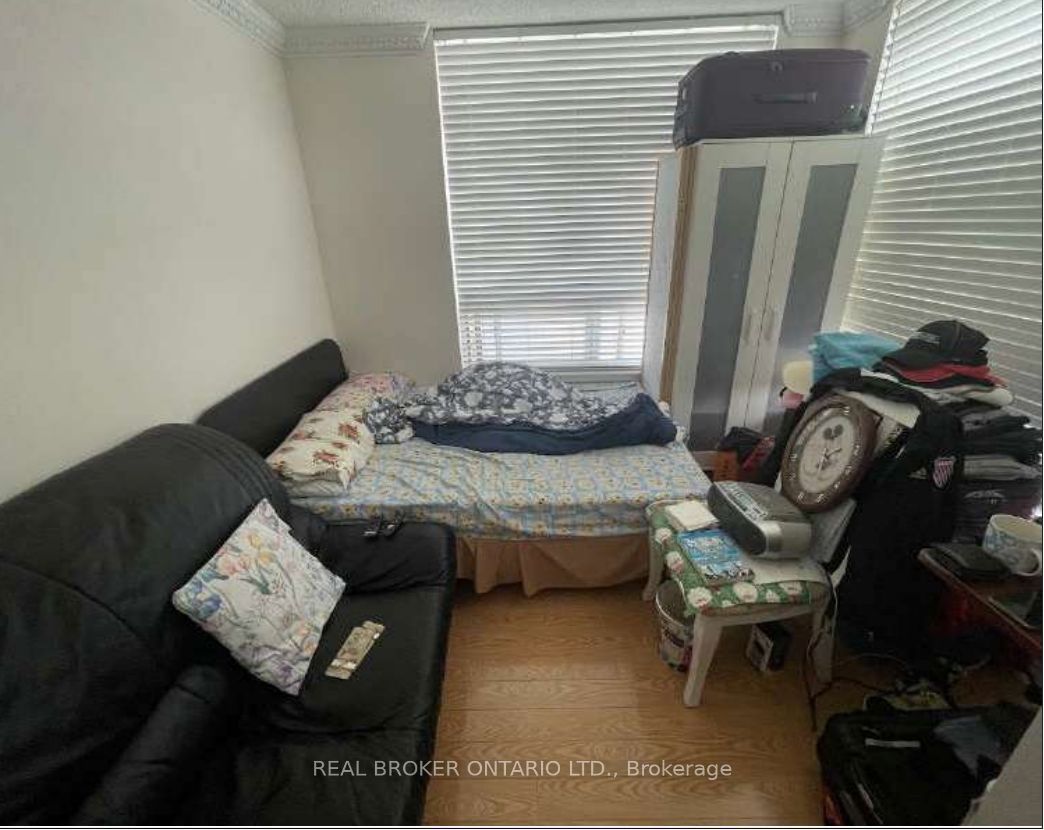 9017 Leslie St W 10 Property Photo 15