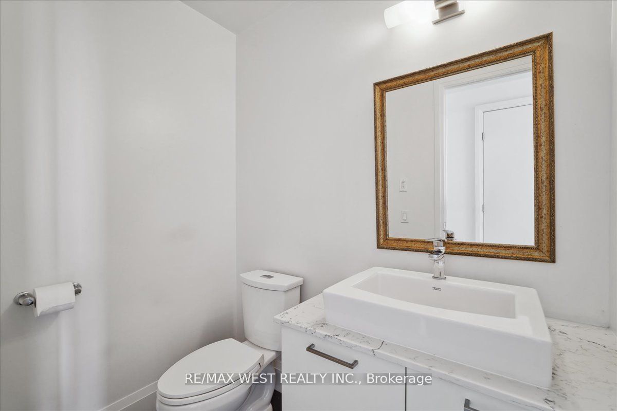 4800 Highway 7 04 Property Photo 2