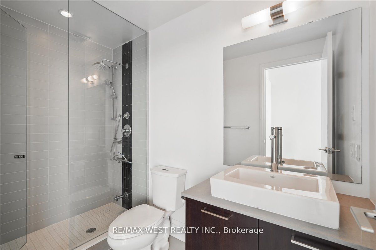 4800 Highway 7 04 Property Photo 5
