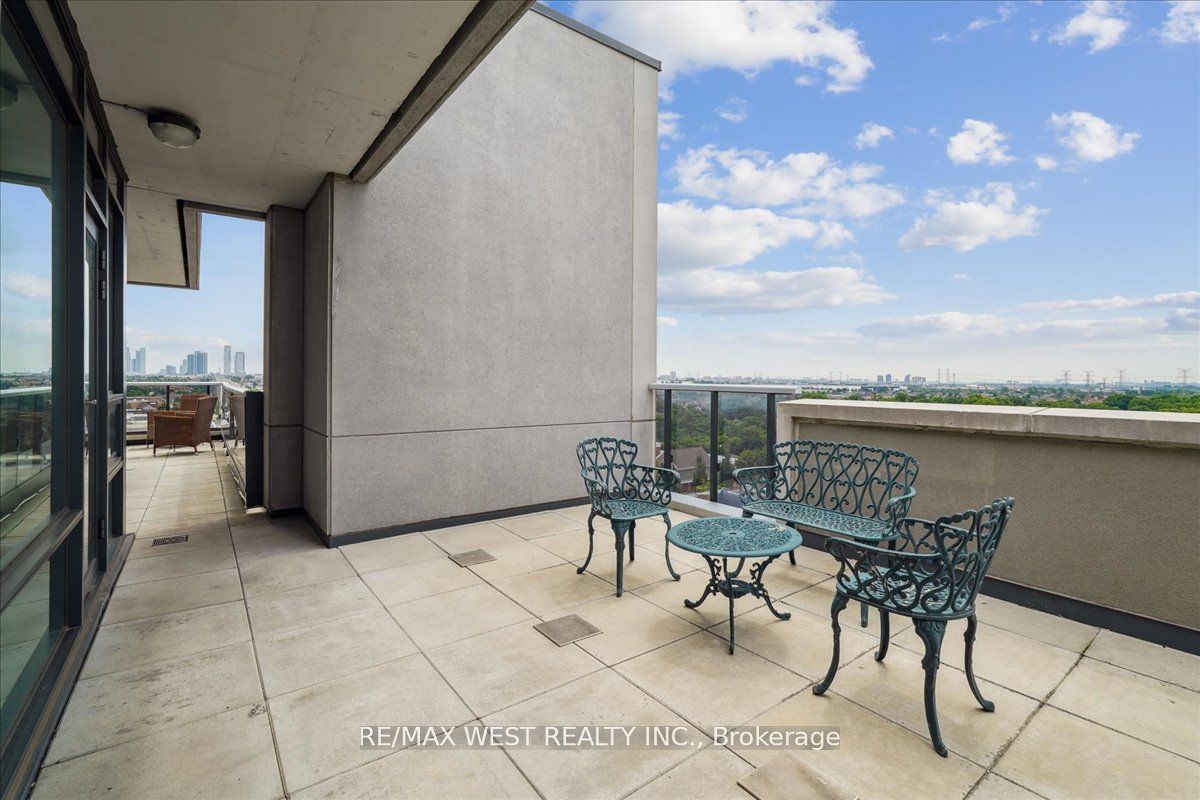 4800 Highway 7 04 Property Photo 6