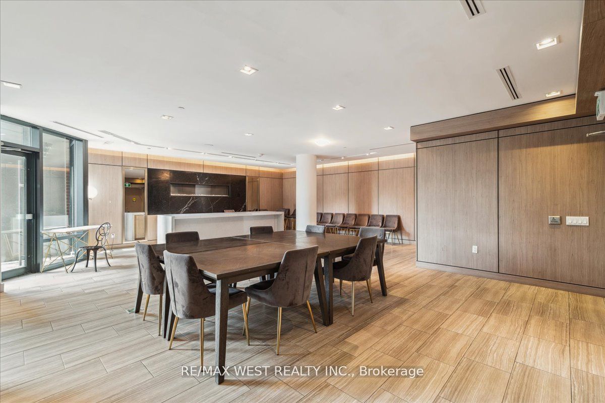 4800 Highway 7 04 Property Photo 13