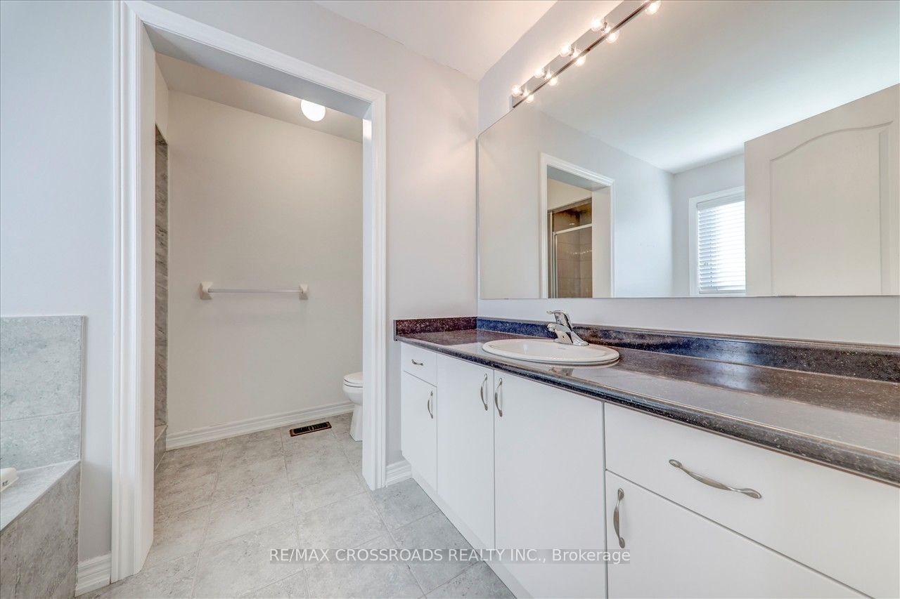 18 Sasco Way Property Photo 11