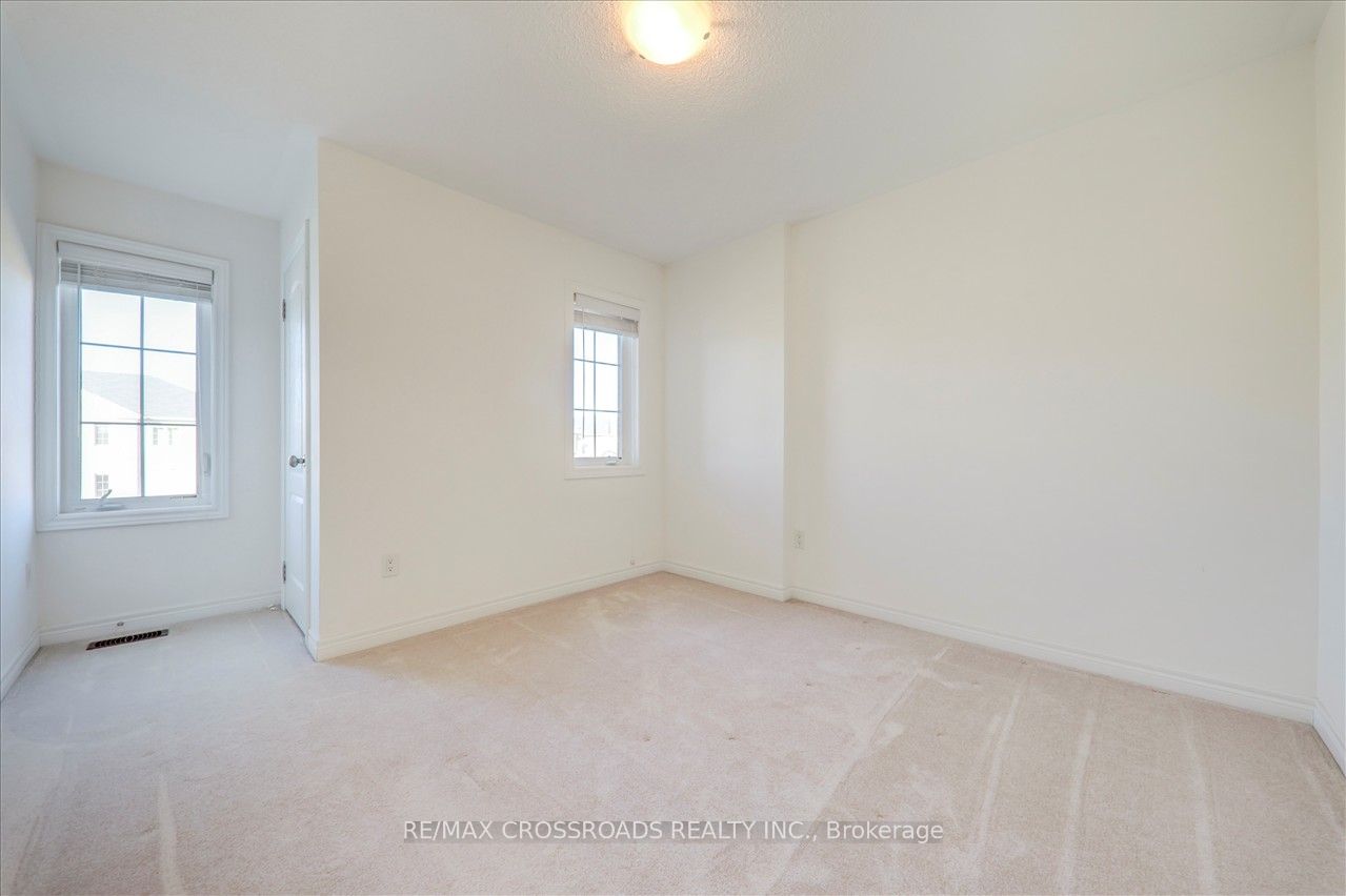 18 Sasco Way Property Photo 17