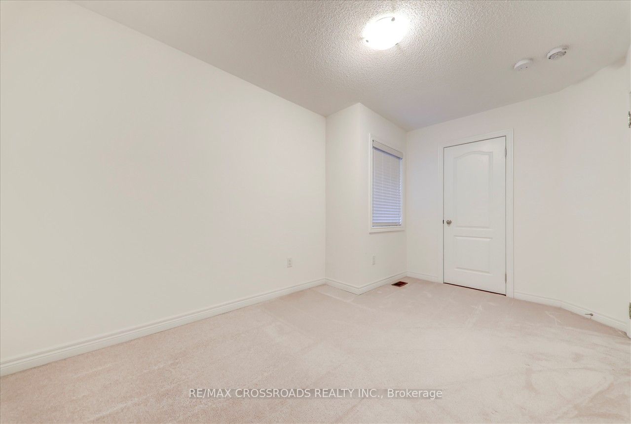 18 Sasco Way Property Photo 20
