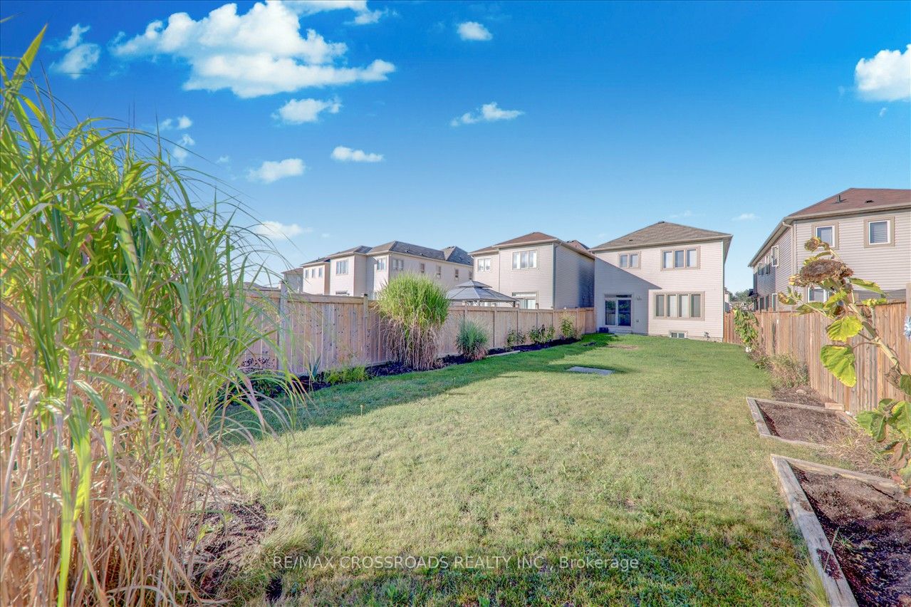 18 Sasco Way Property Photo 26