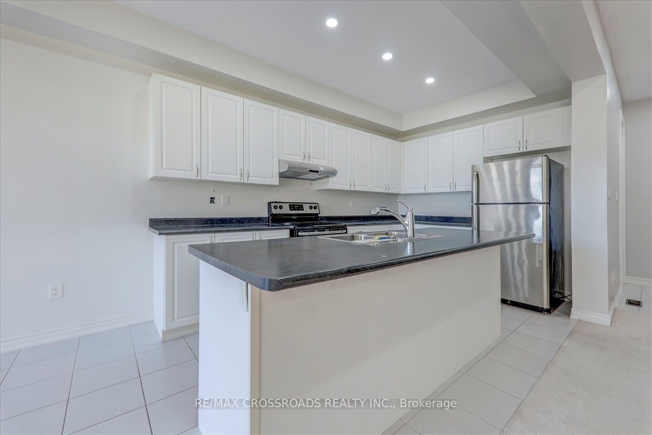 18 Sasco Way Property Photo 30