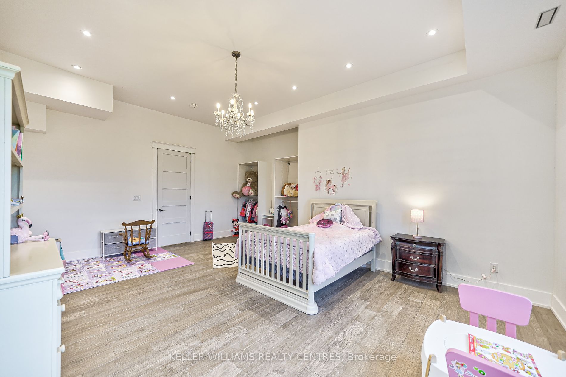 6196 Ravenshoe Rd Property Photo 24
