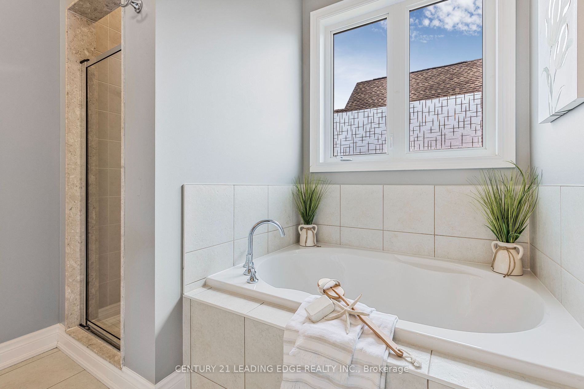 13 Forestgreen Dr Property Photo 10