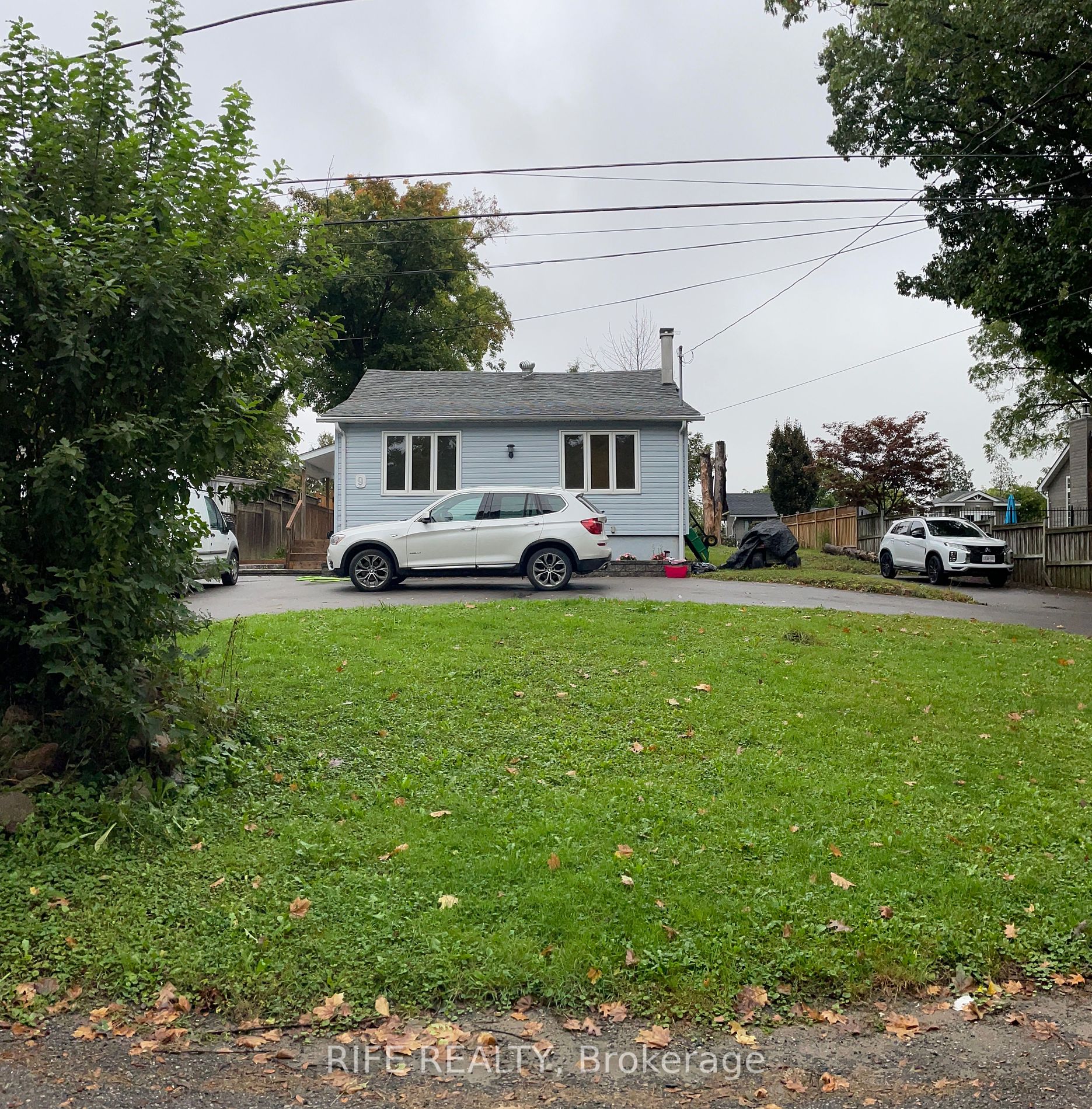9 Stapleton Dr Property Photo