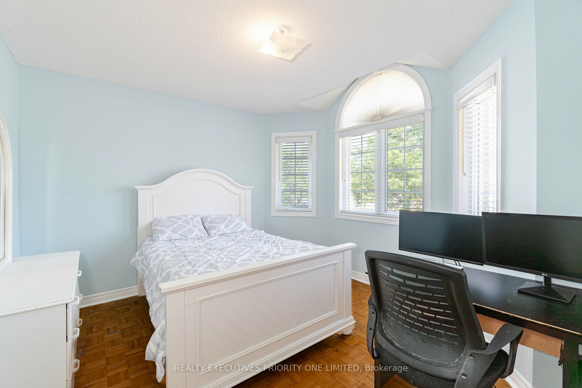 223 Caproni Dr Property Photo 15