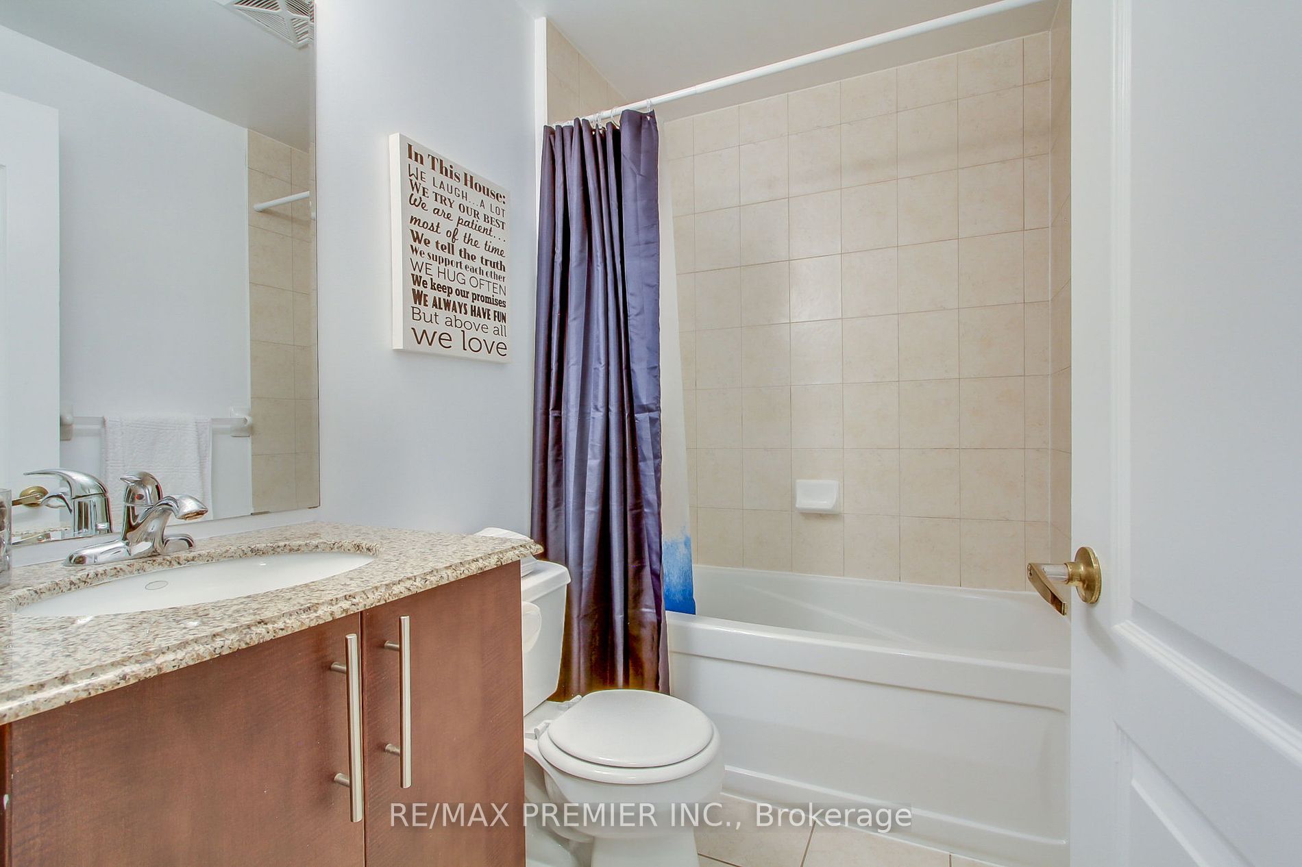 9225 Jane St 03 Property Photo 14