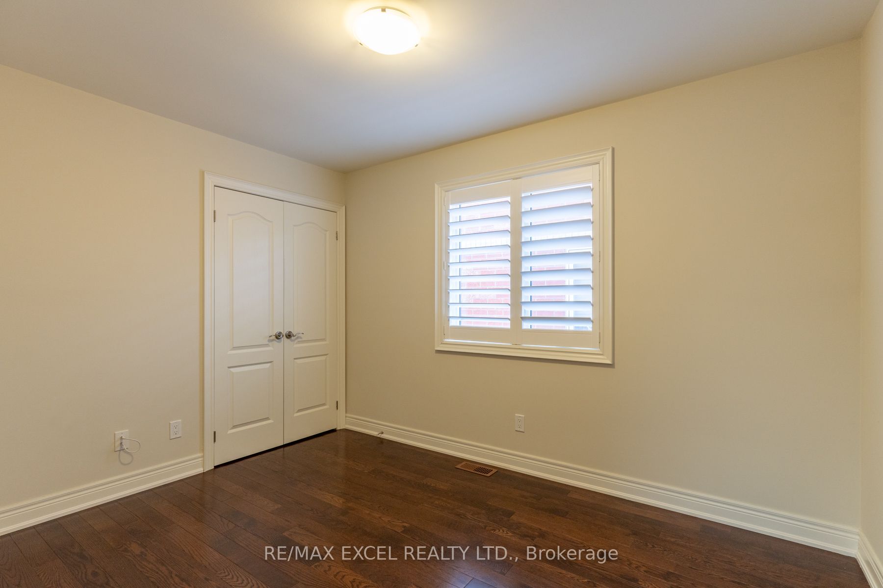 83 Eastpine Dr Property Photo 13