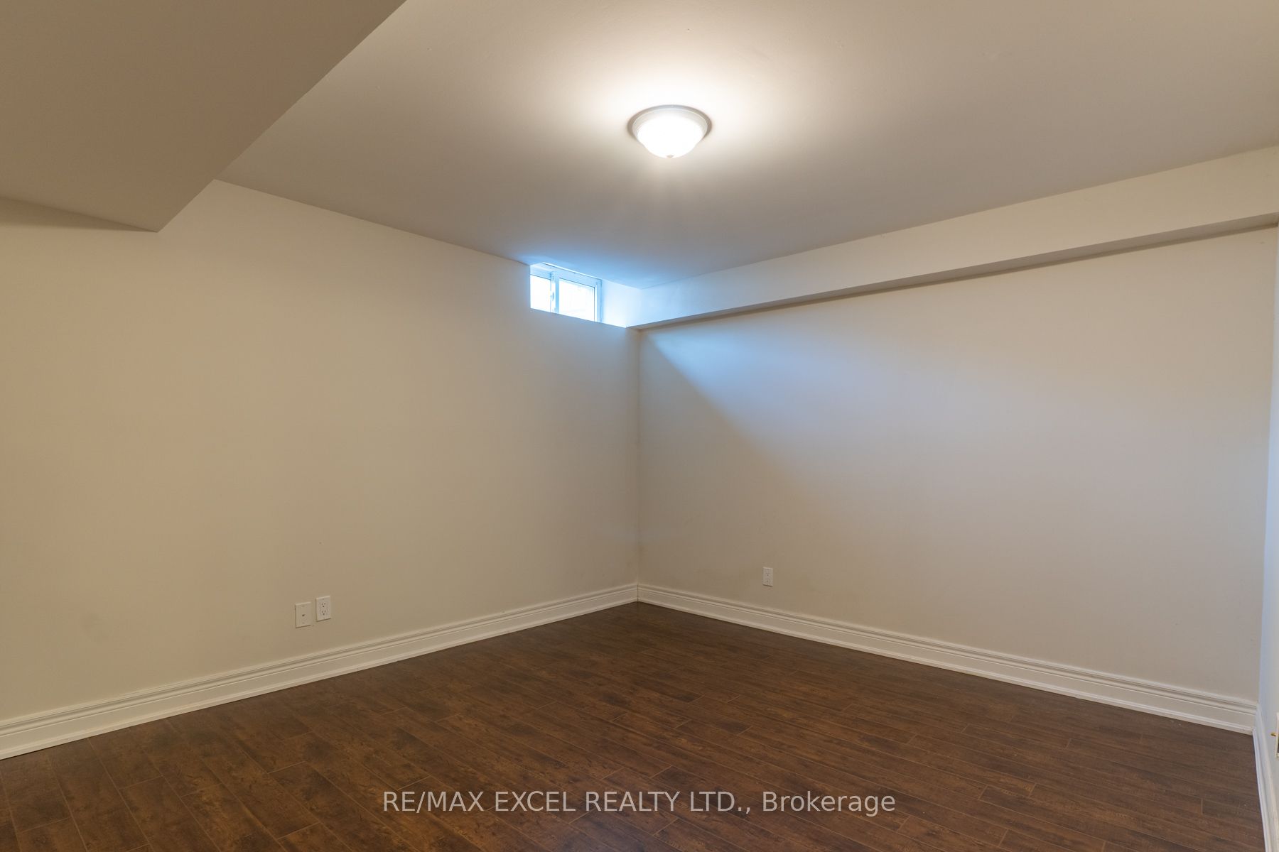 83 Eastpine Dr Property Photo 21