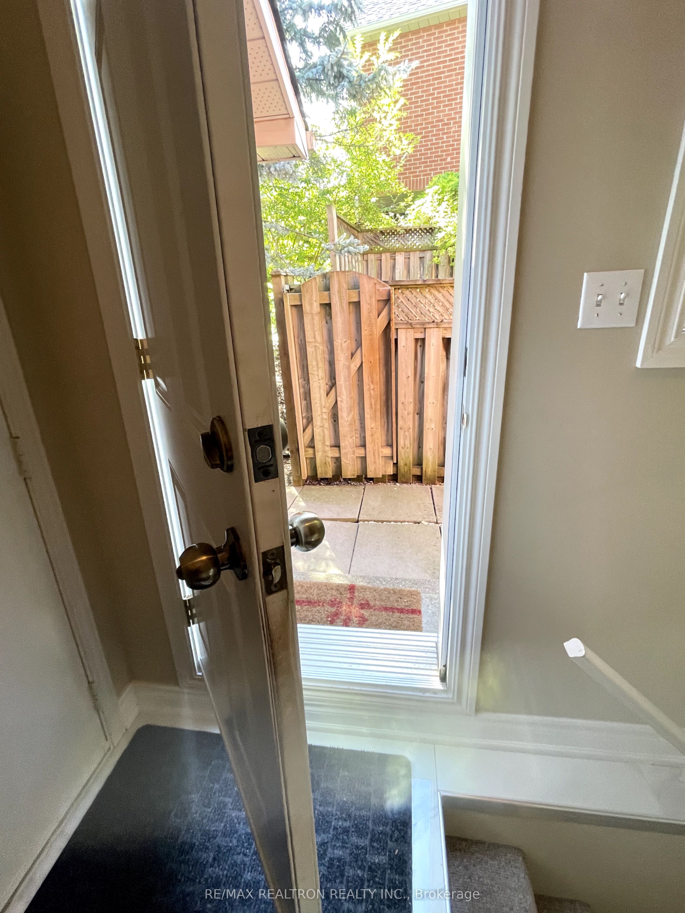 8 Keffer Circle Property Photo 1