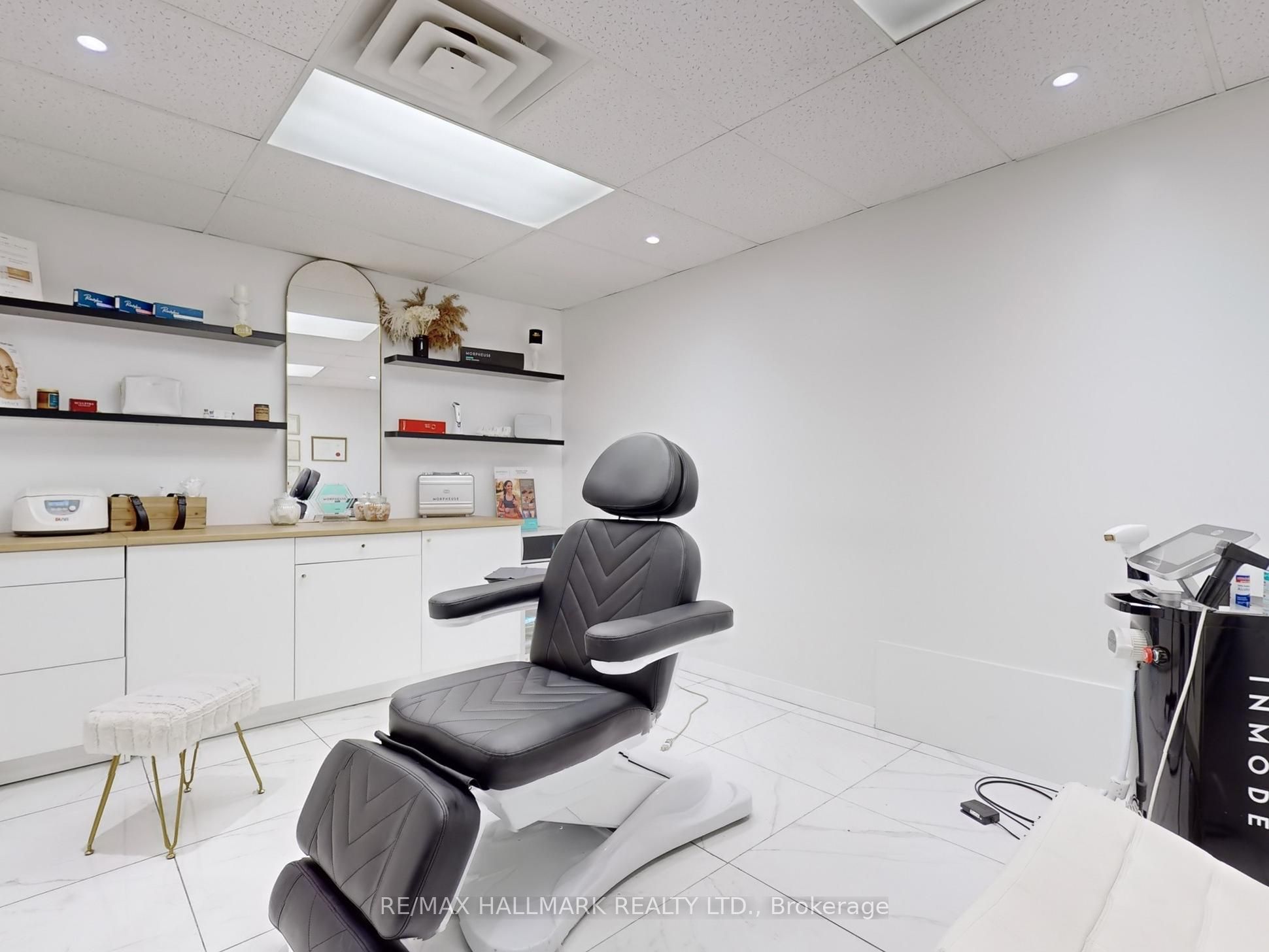 15187 Yonge Street Property Photo 18