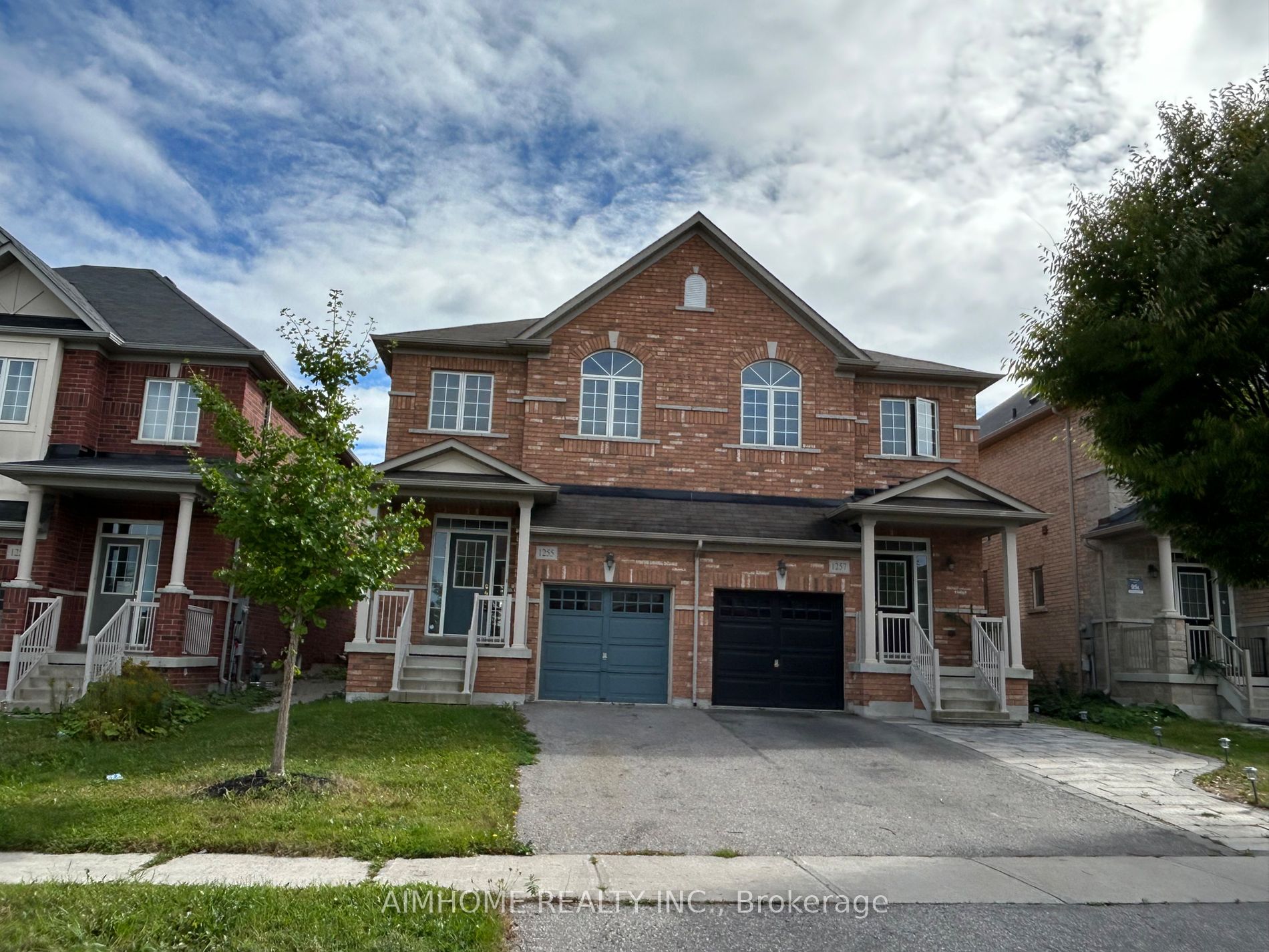 1255 Blencowe Cres Property Photo