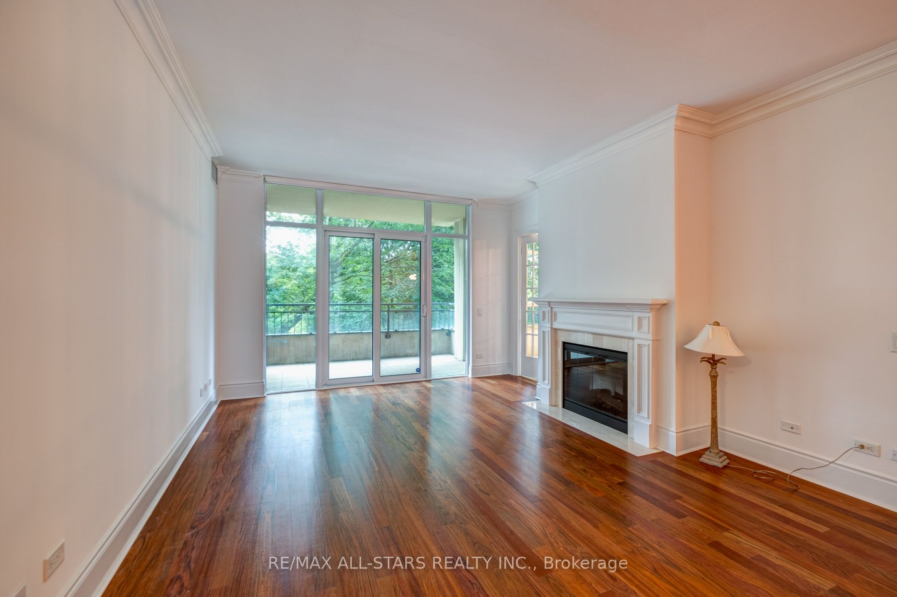 7071 Bayview Ave 09 Property Photo 5