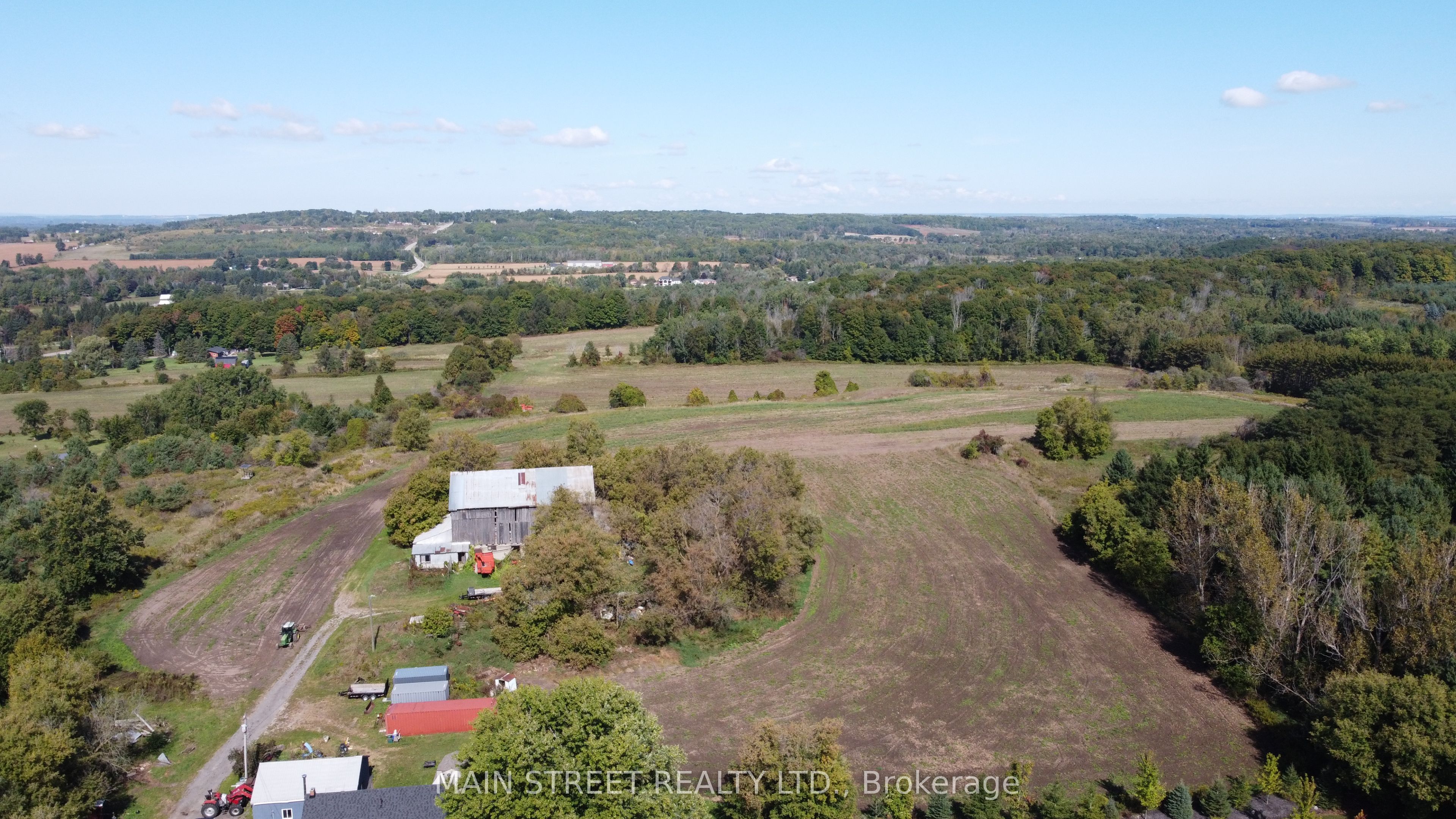 5984 3rd Line Property Photo 23