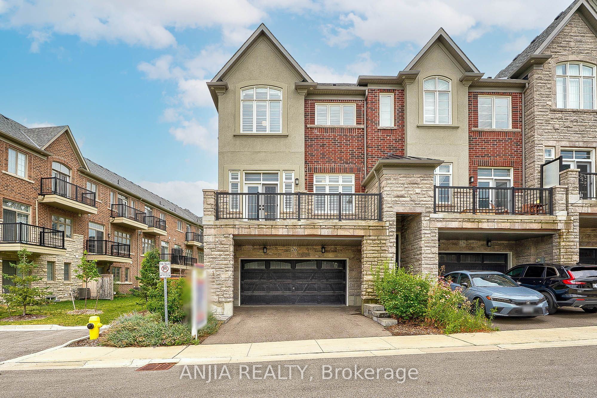 26 Island Green Lane Property Photo 1