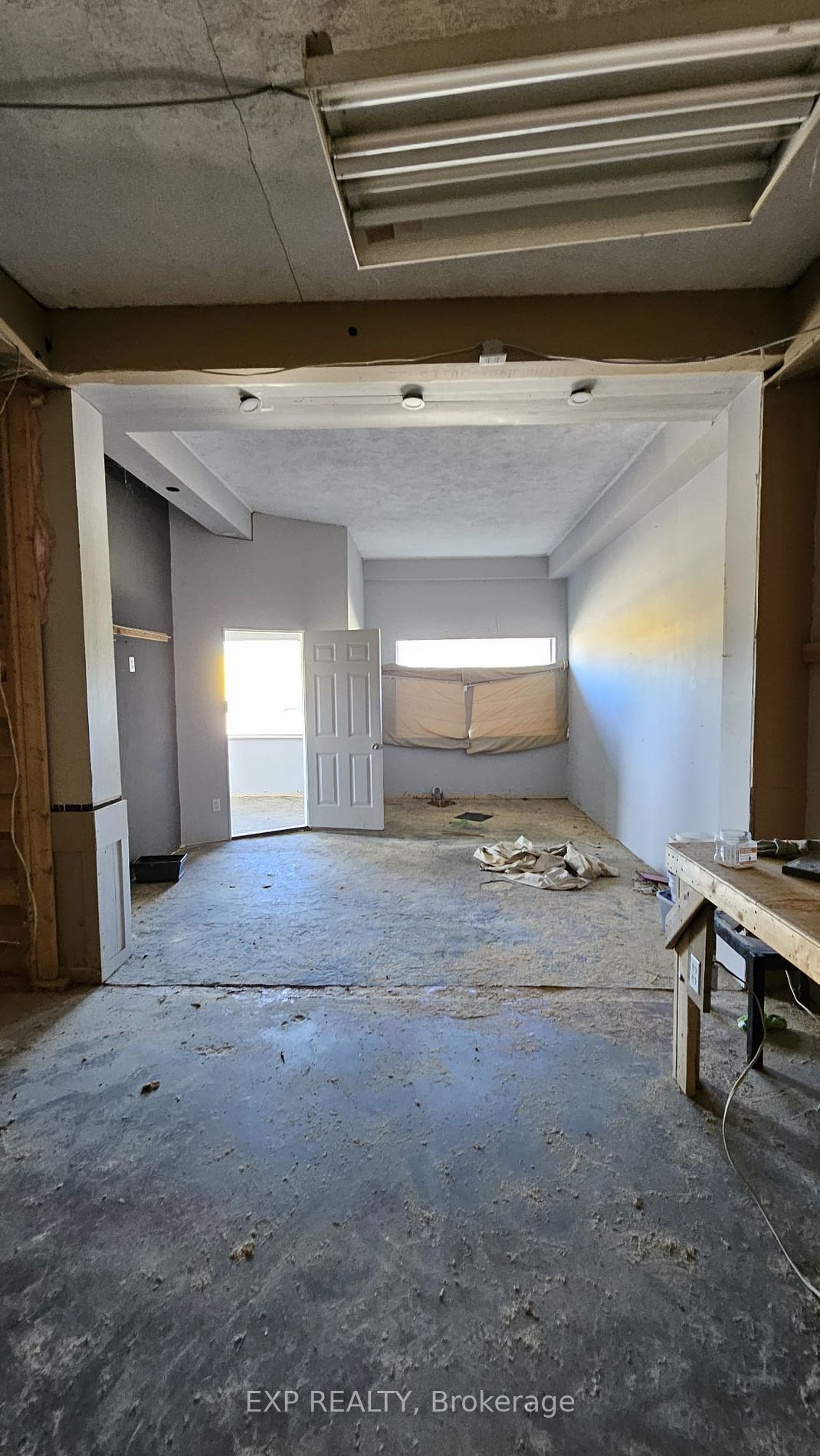 20473 Highway 48 Property Photo 6